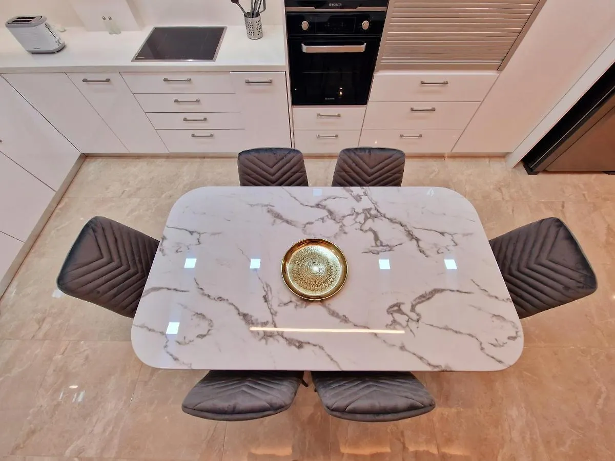 Sveltos Residence Suites 라르나카 아파트호텔