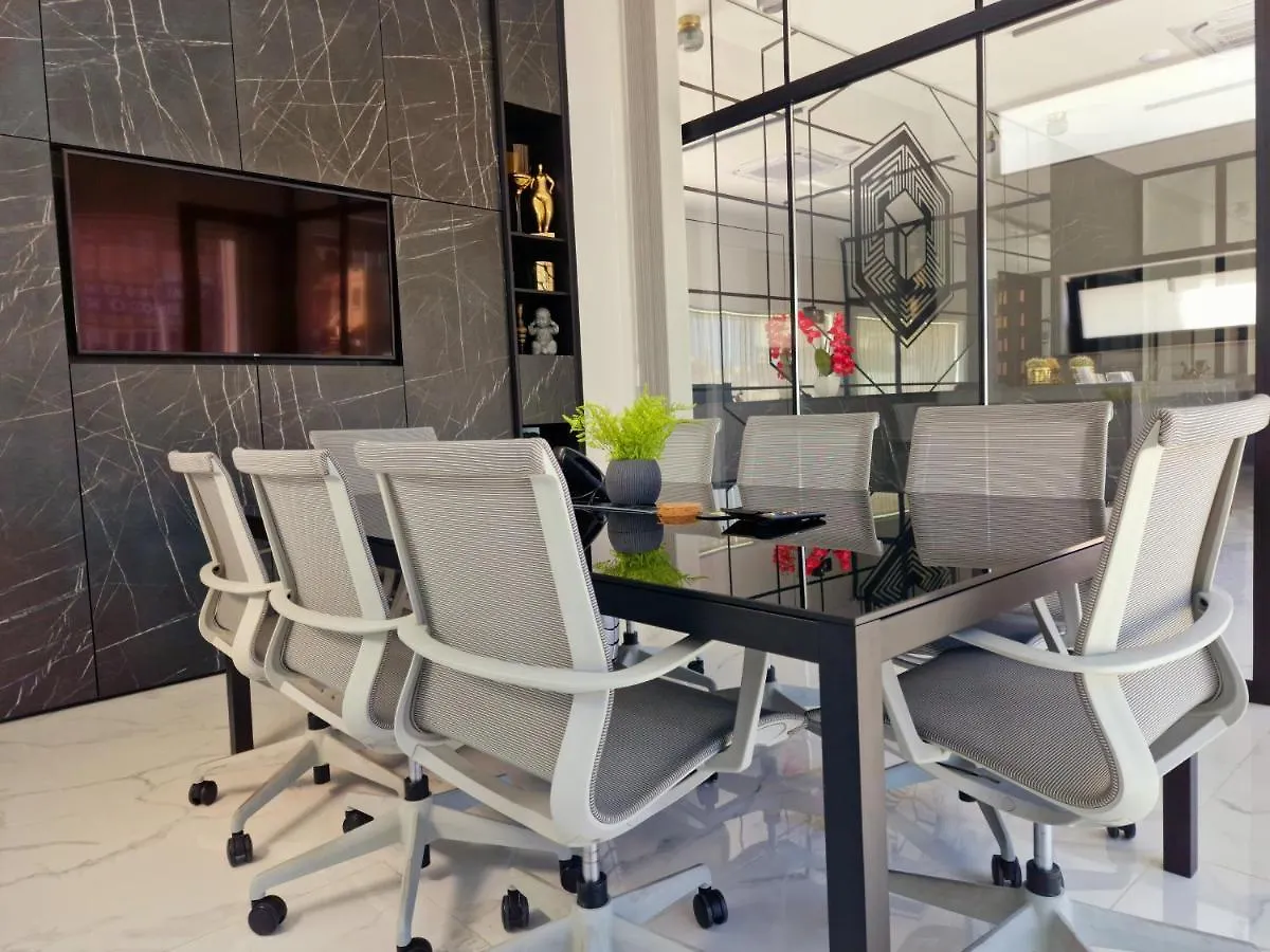 아파트호텔 Sveltos Residence Suites 라르나카