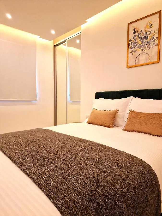 לרנקה Sveltos Residence Suites קפריסין