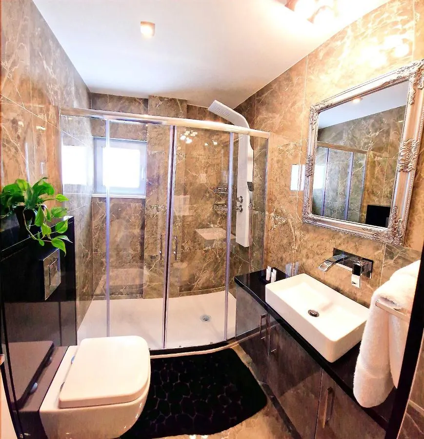 Sveltos Residence Suites Larnaca