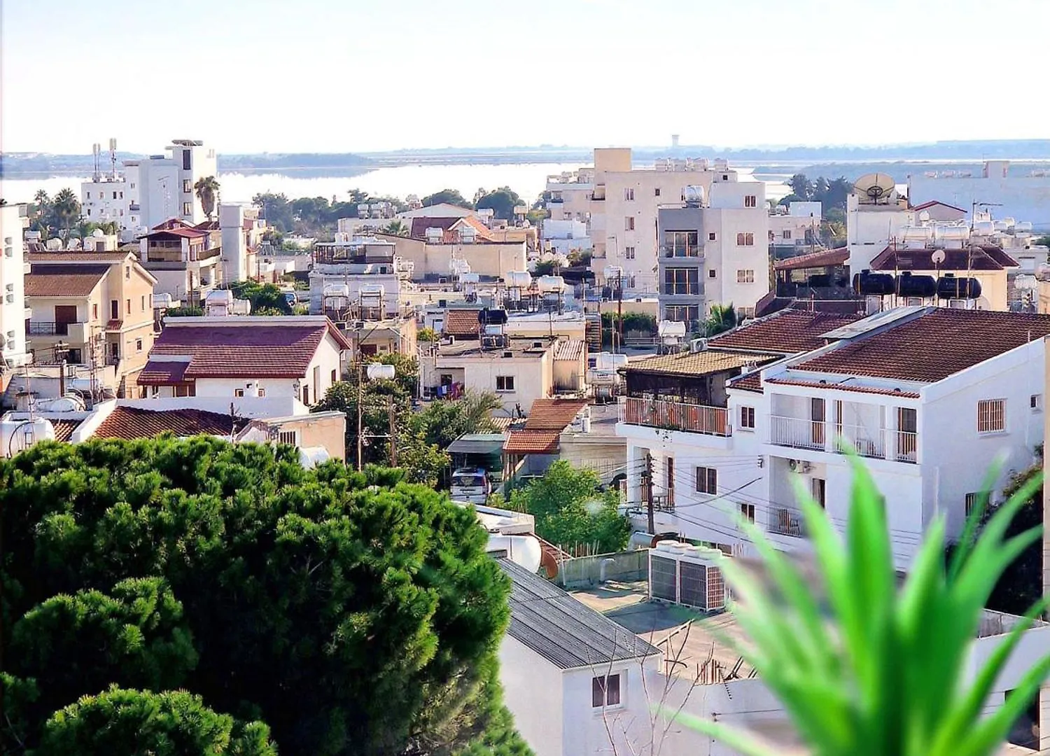 Sveltos Residence Suites Larnaca Aparthotel